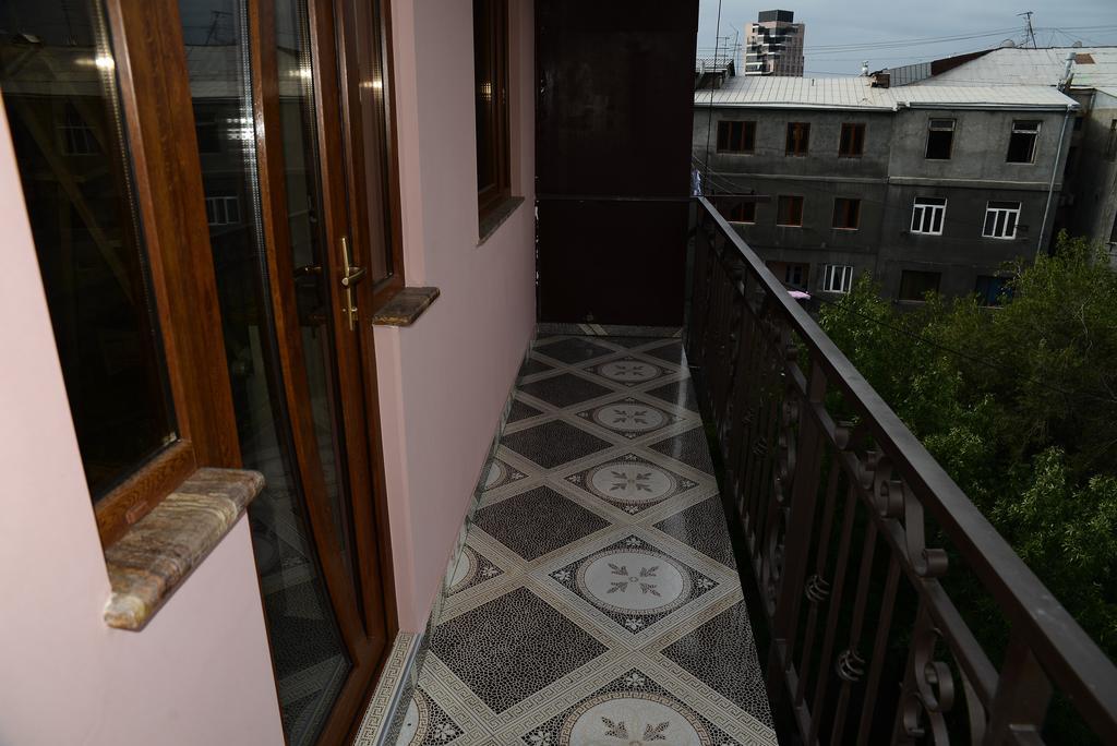 Josefin Apartment Yerevan Room photo